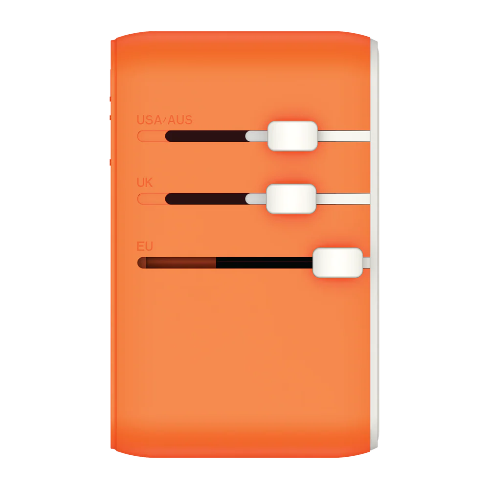 محول السفر العالمي من موماكس بقوة 25 واط مع كابل USB-C قابل للسحب