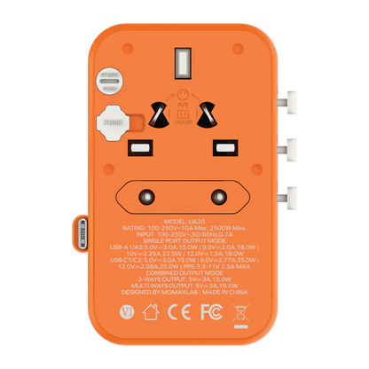 محول السفر العالمي من موماكس بقوة 25 واط مع كابل USB-C قابل للسحب